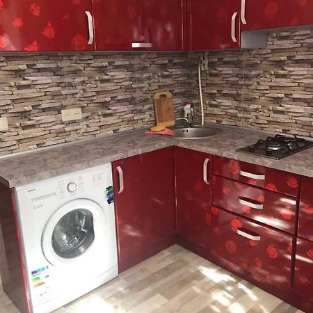 Red Apartment 2019 Very Centre Cherson Exteriör bild